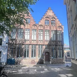 Bed & Breakfast Experiencebruges, Brugge